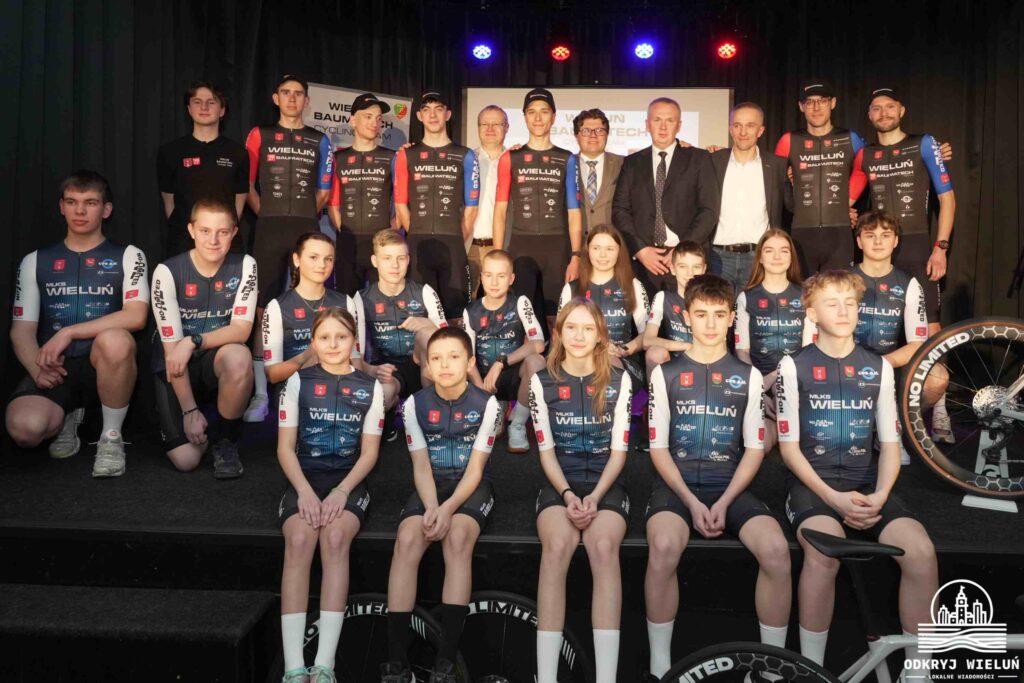 MLKS Wieluń - zdjęcie grupowe